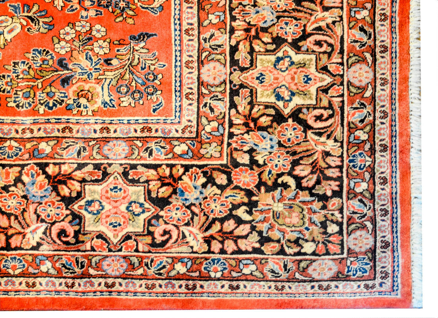 Wonderful Early 20th Century Sarouk Rug For Sale