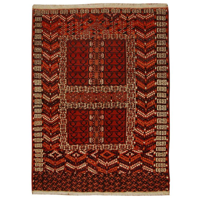Early 20th Century Turkmen Prayer Rug For Sale