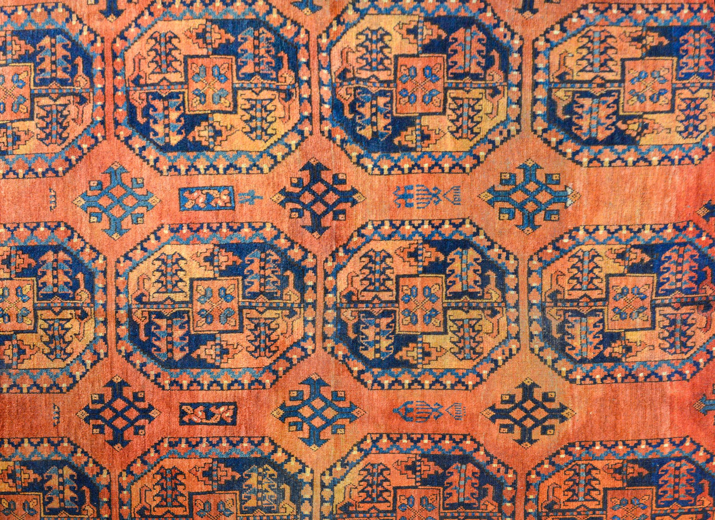 Early 20th Century Ersari Rug For Sale