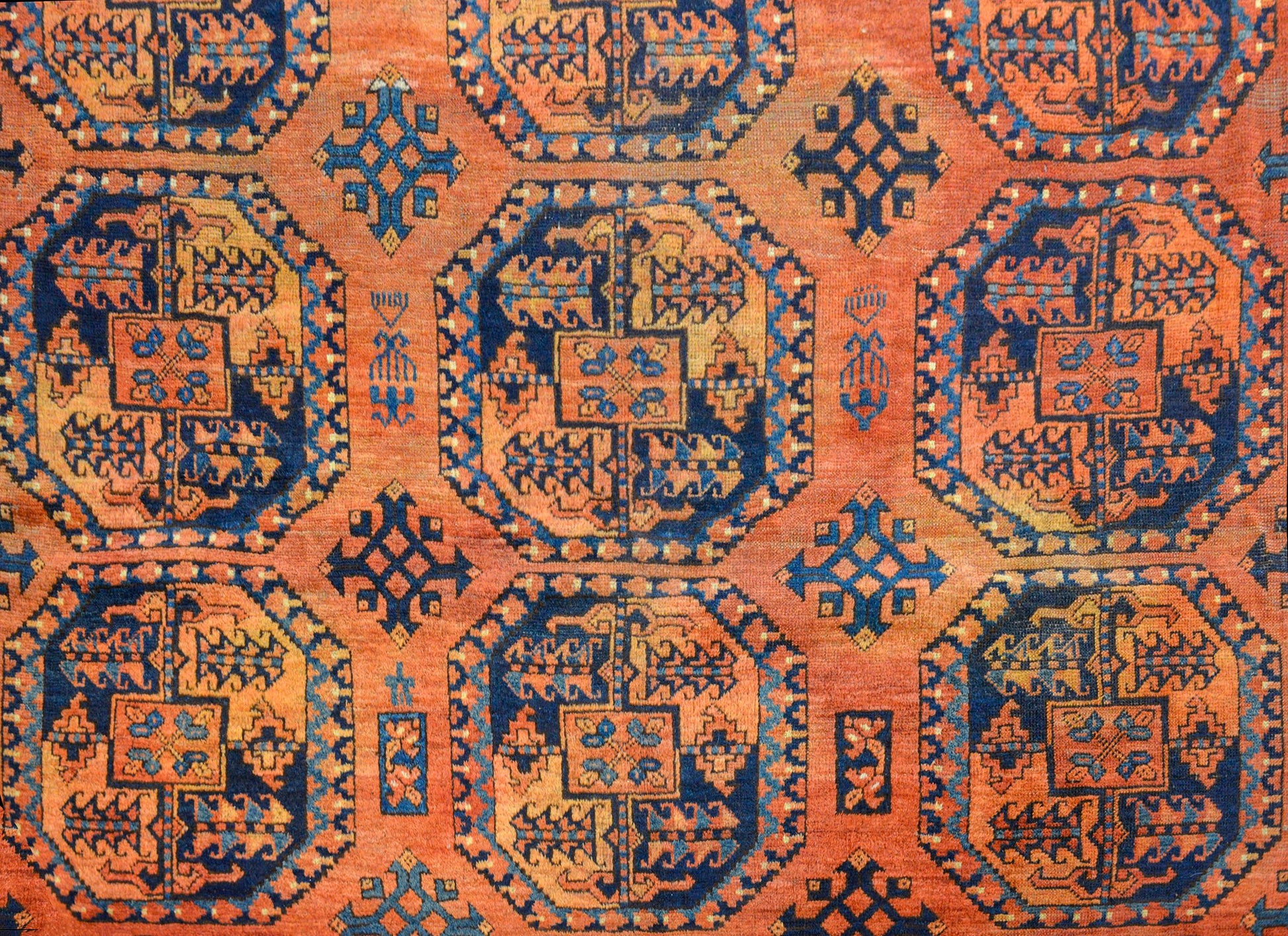 Early 20th Century Ersari Rug For Sale