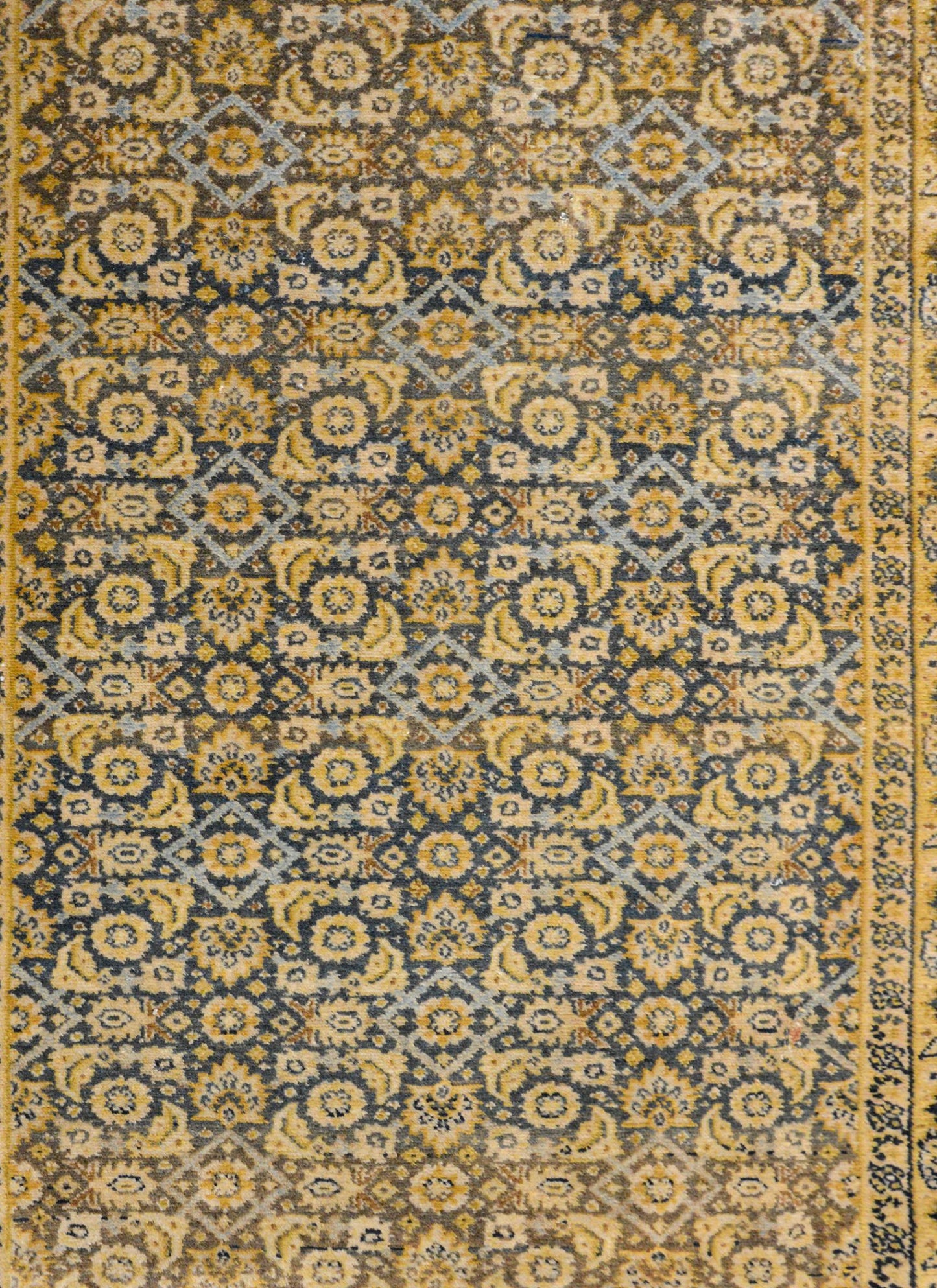 Early 20th Century Senneh Rug For Sale