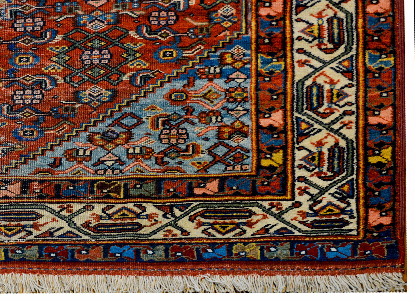 Gorgeous Early 20th Century Bidjar Herati Rug For Sale