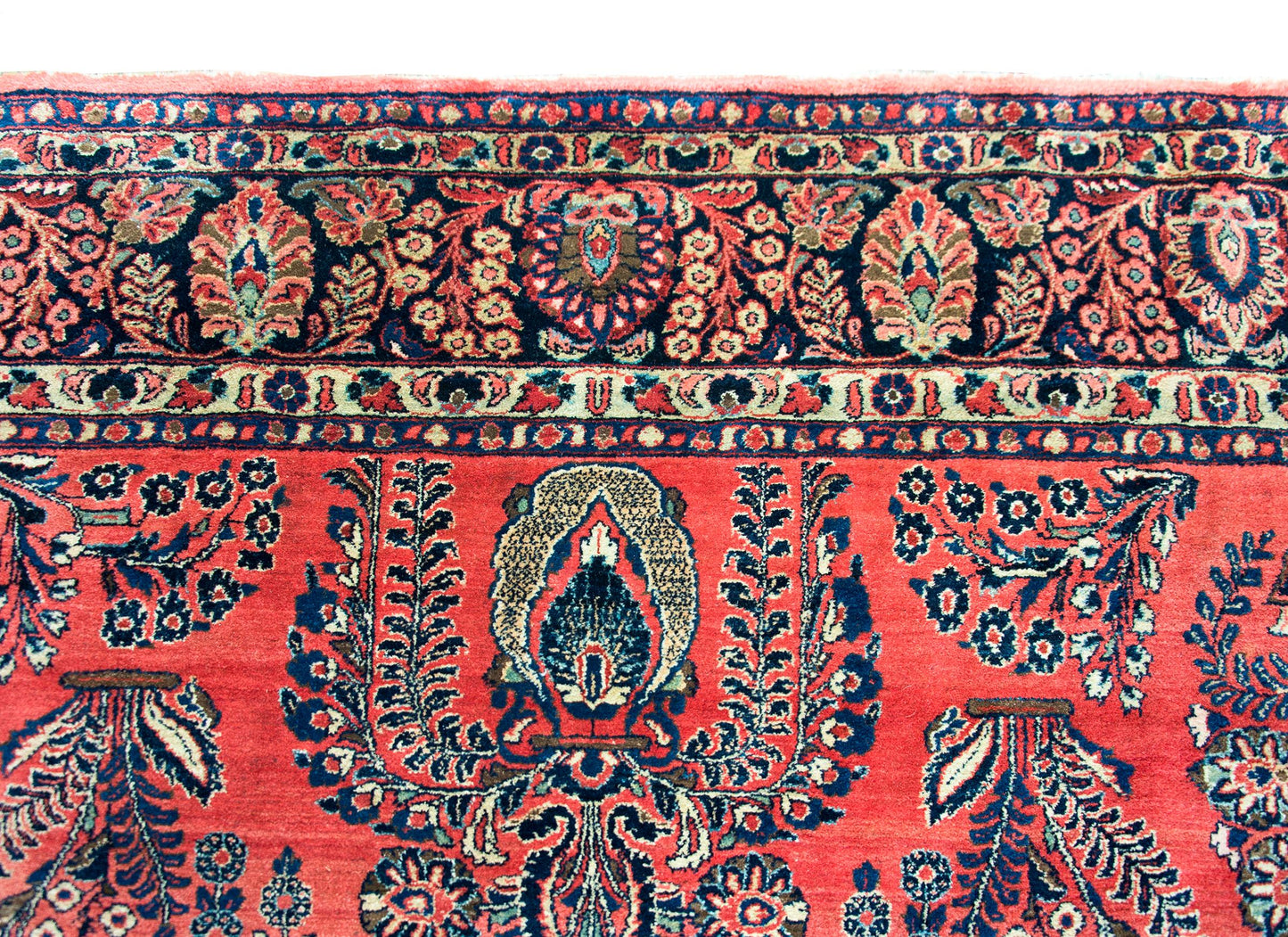 Early 20th Century Persian Sarouk Rug For Sale