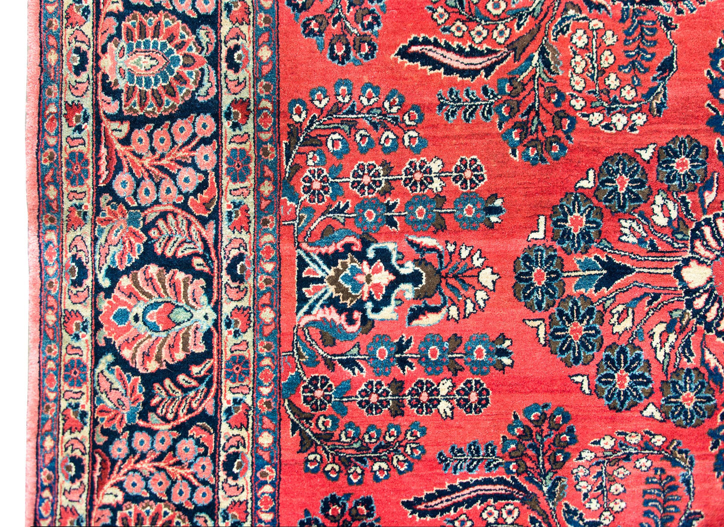 Early 20th Century Persian Sarouk Rug For Sale