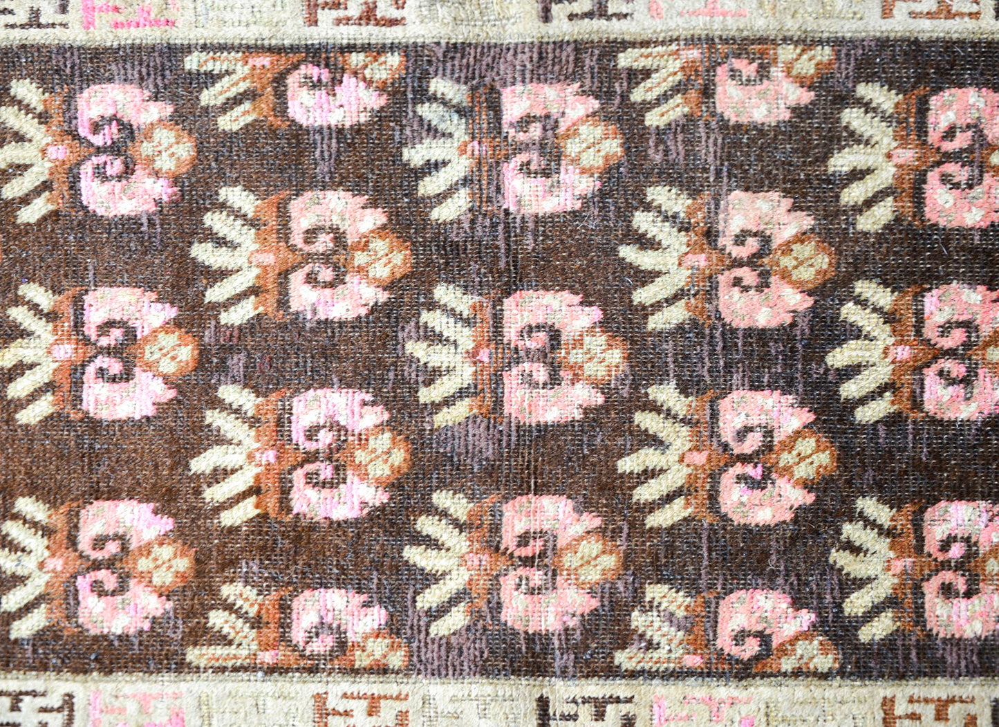 Early 20th Century Samarkand Rug For Sale