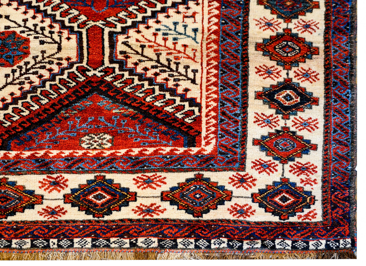 Wonderful Vintage Lori Rug For Sale