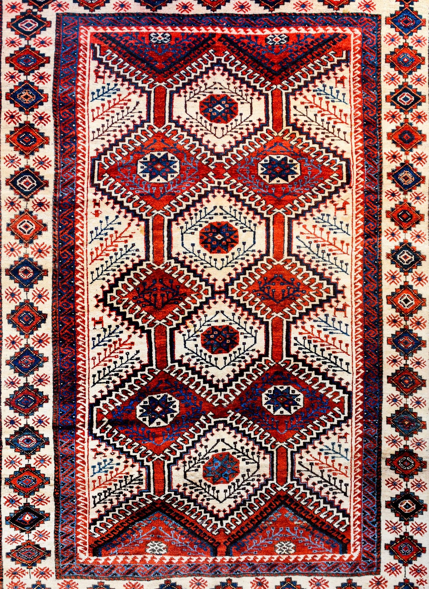 Wonderful Vintage Lori Rug For Sale