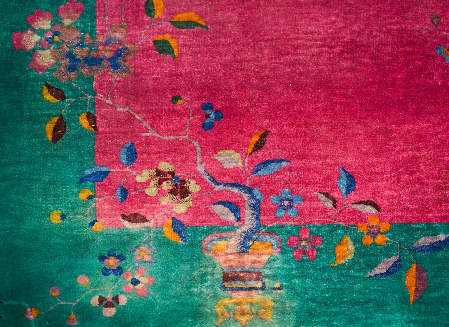 Early 20th Century Chinese Art Deco Rug For Sale
