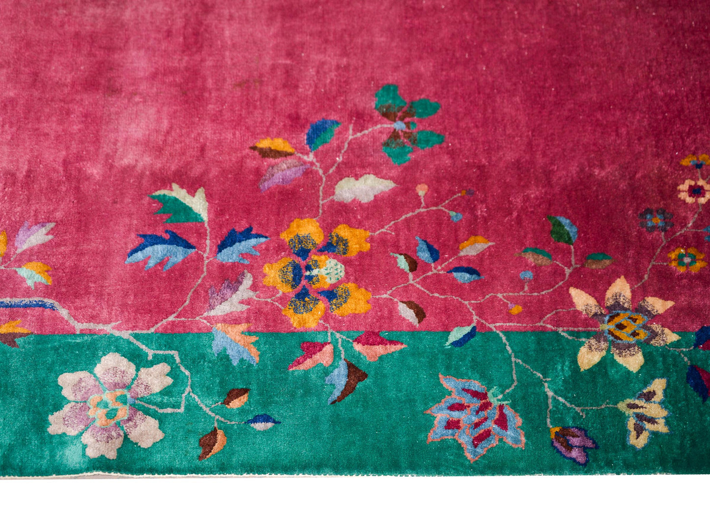 Early 20th Century Chinese Art Deco Rug For Sale