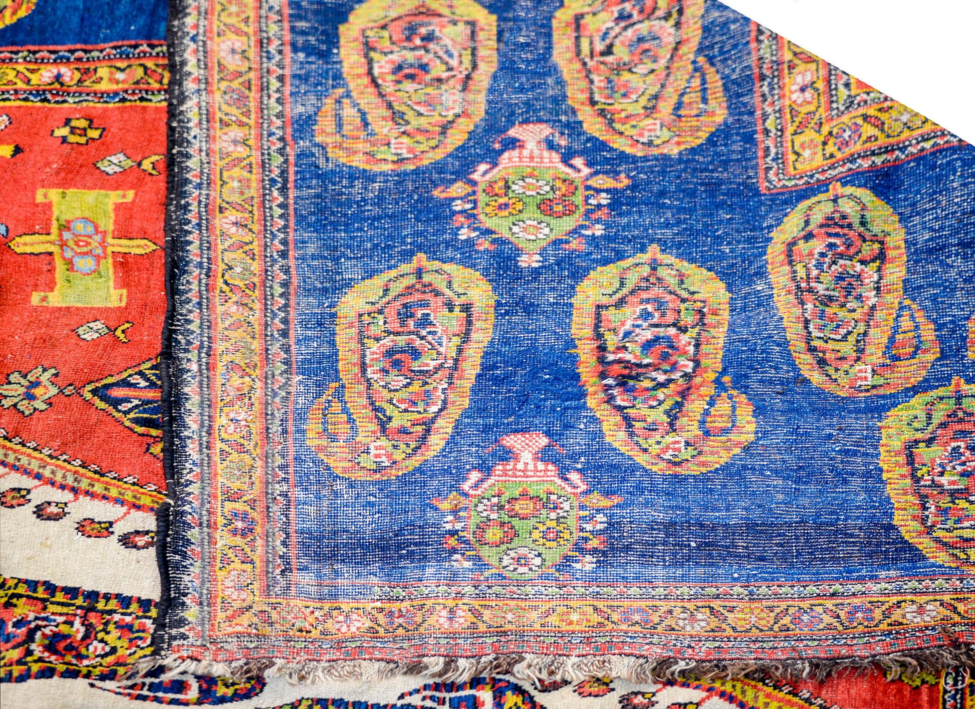 Early 20th Century Khamseh Rug For Sale
