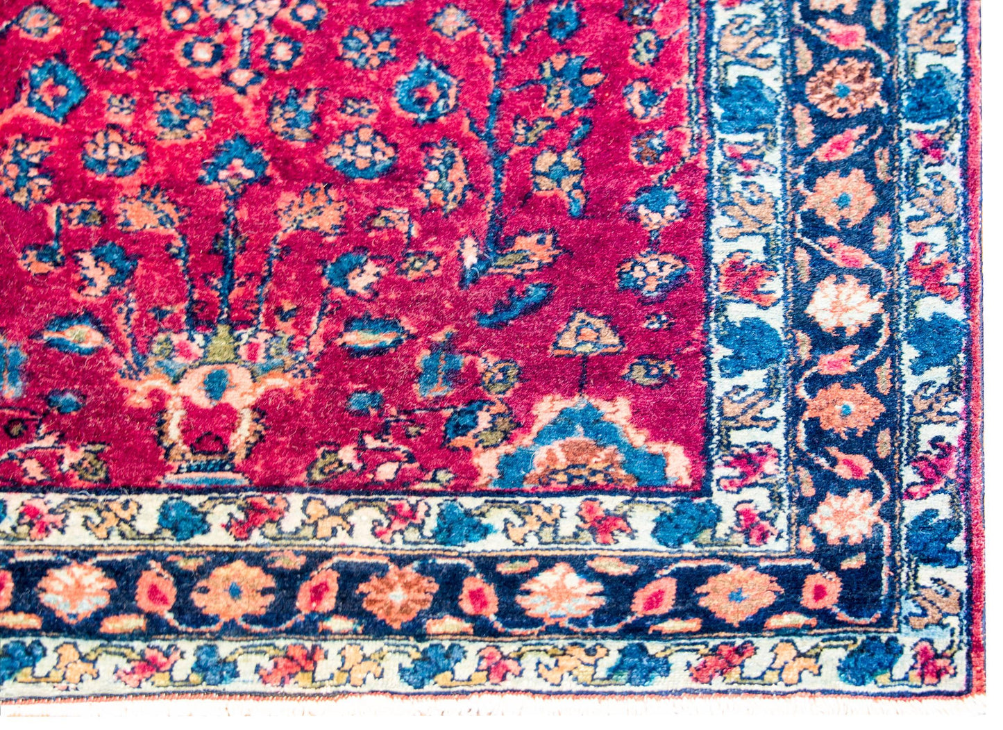 Wonderful Early 20th Century Antique Lilihan Rug For Sale