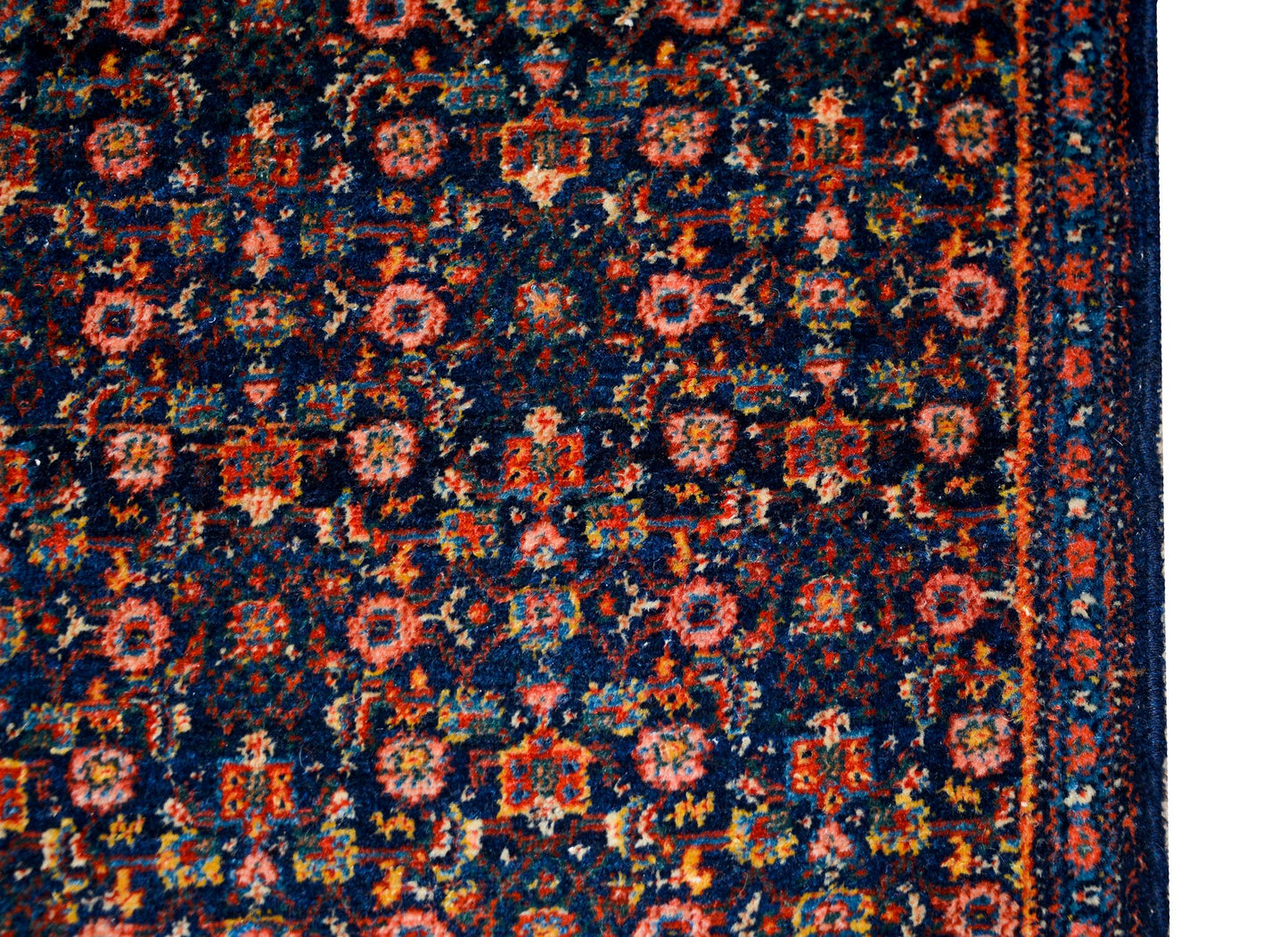 Early 20th Century Persian Senneh Rug For Sale