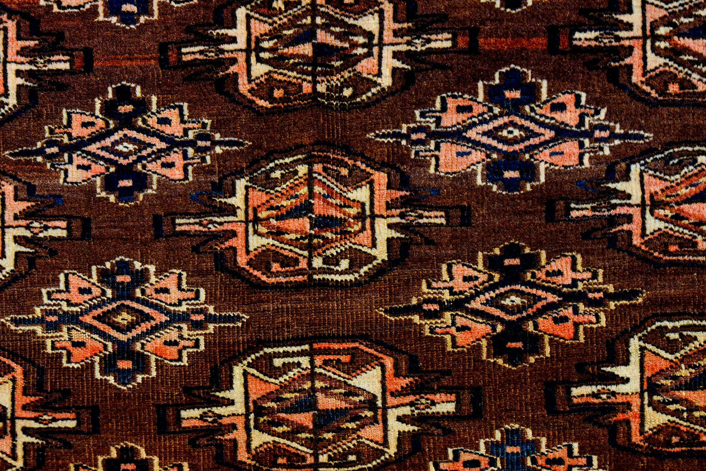 Early 20th Century Yamout Rug For Sale