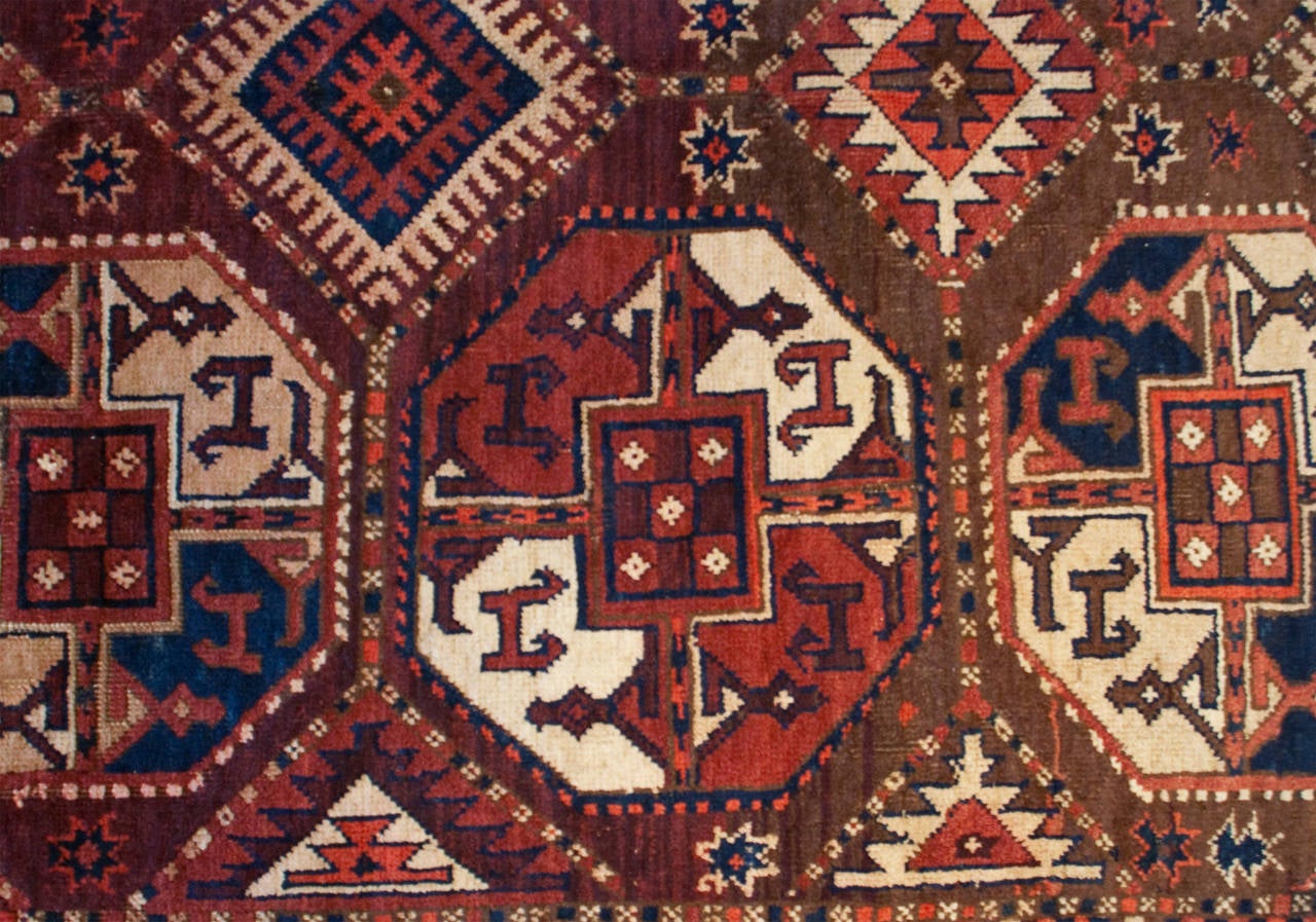 Early 20th Century Turkmen Rug For Sale