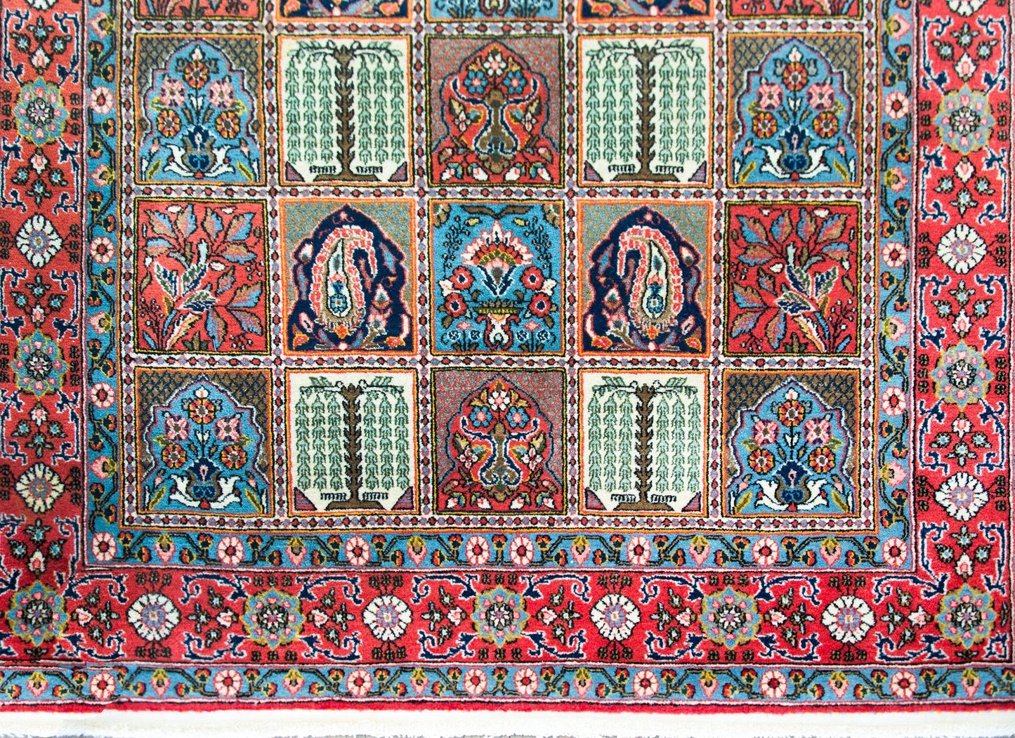 Vintage Persian Bakhtiari Rug For Sale