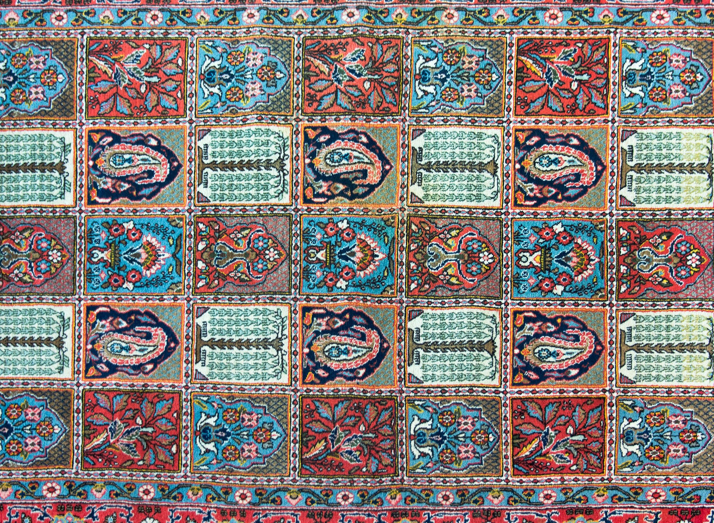 Vintage Persian Bakhtiari Rug For Sale