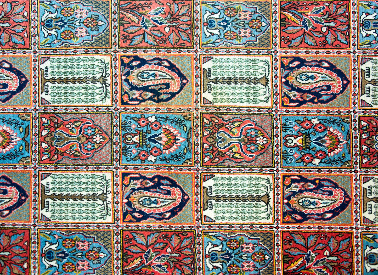Vintage Persian Bakhtiari Rug For Sale