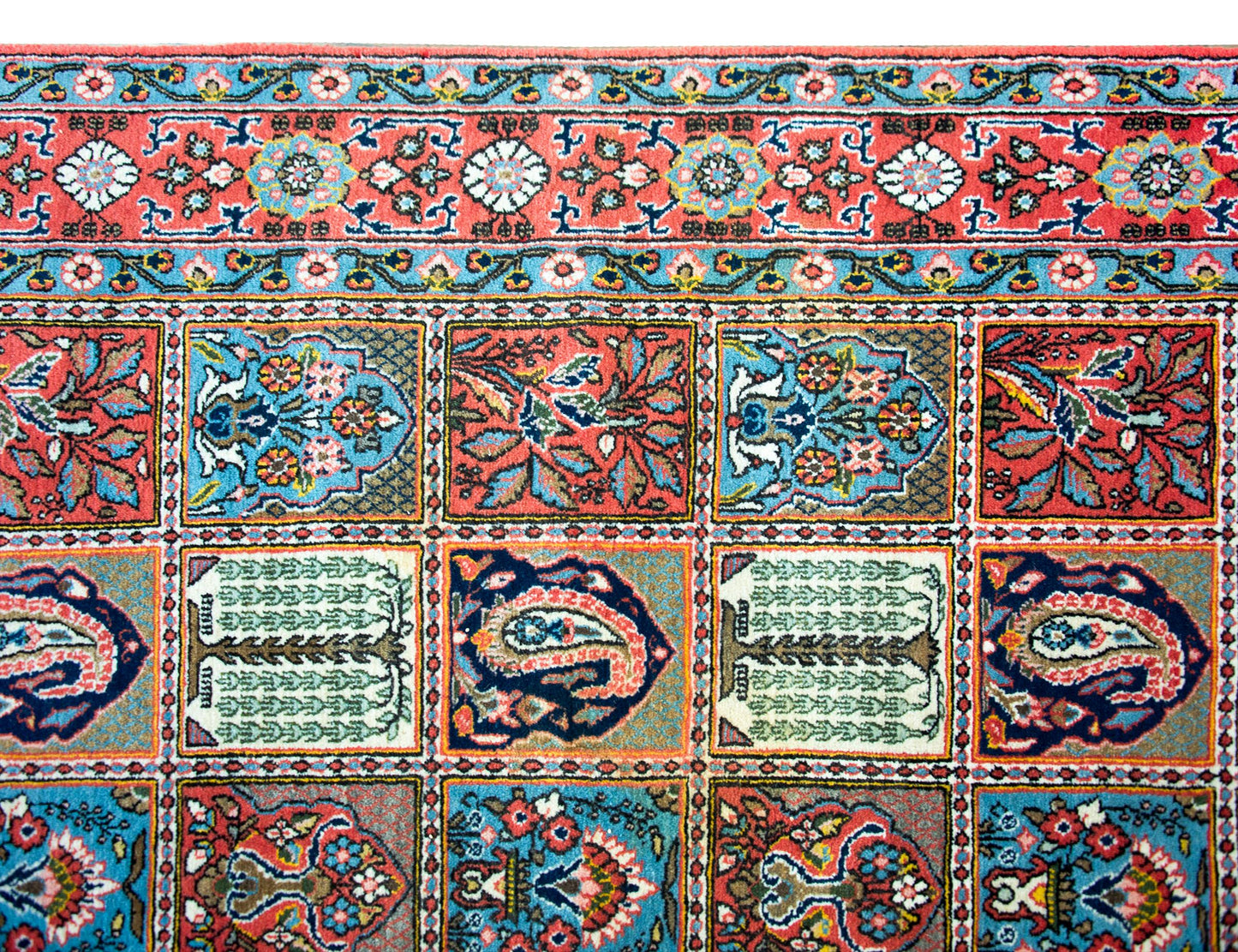 Vintage Persian Bakhtiari Rug For Sale