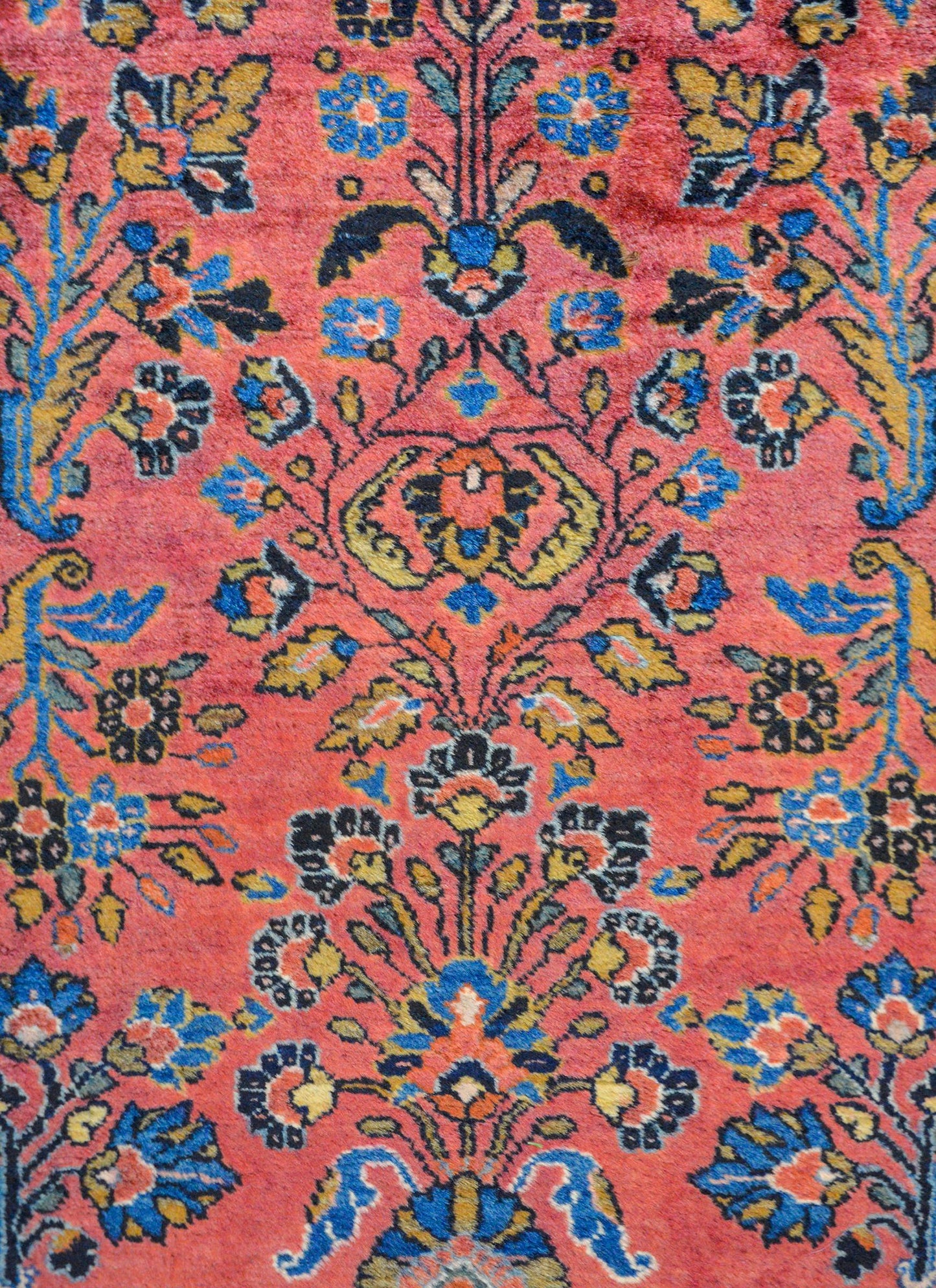 Early 20th Century Petite Sarouk Rug For Sale