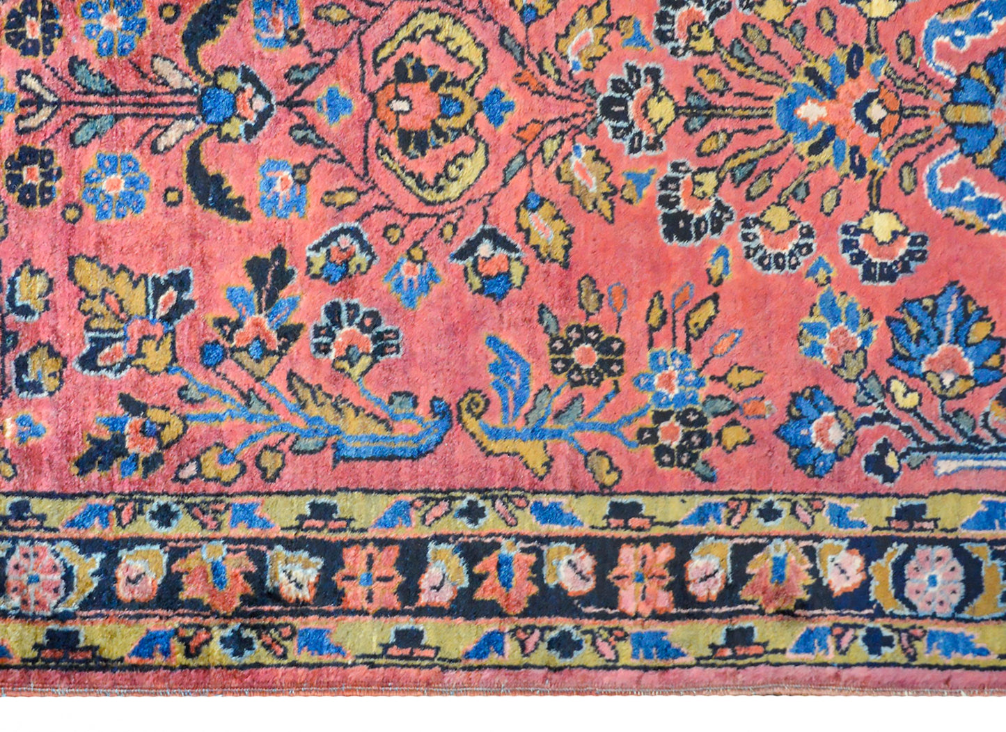 Early 20th Century Petite Sarouk Rug For Sale
