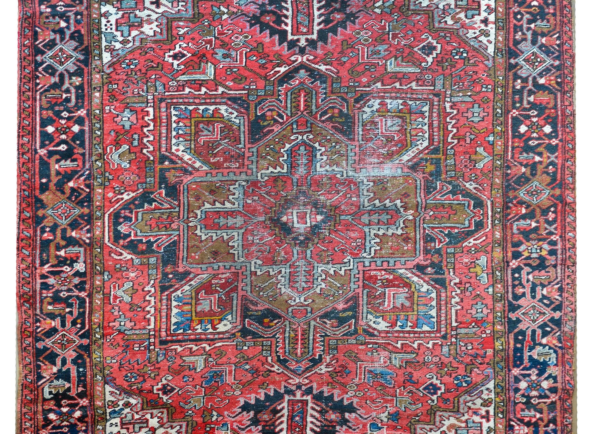 Early 20th Century Heriz Rug For Sale