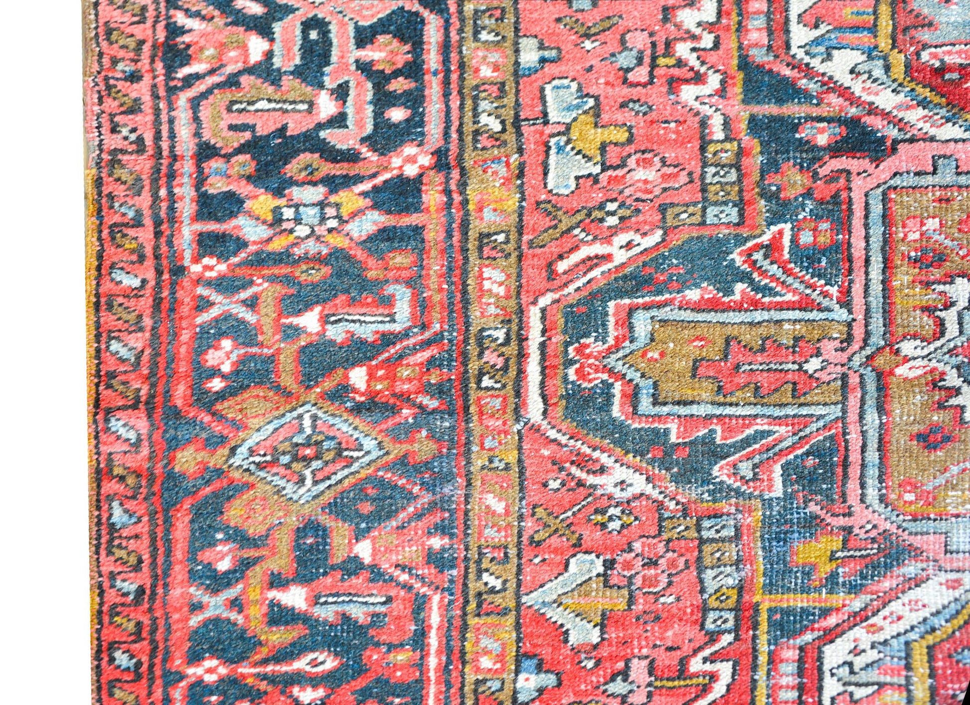 Early 20th Century Heriz Rug For Sale