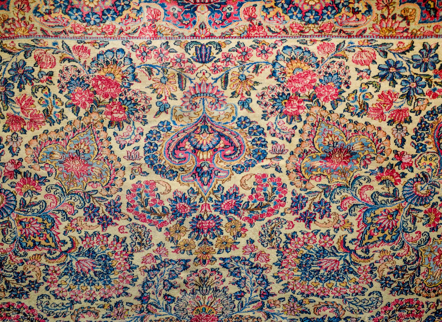 Exquisite Early 20th Century Lavar Kirman Rug For Sale