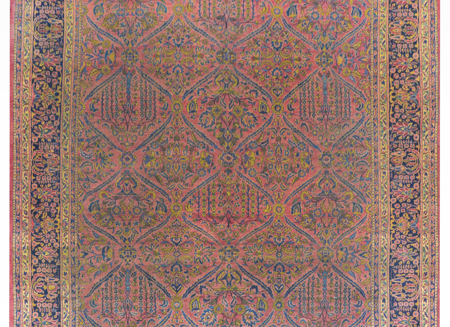 Outstanding Early 20th Century Sarouk Rug For Sale