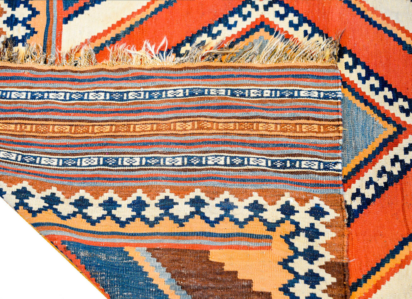 Early 20th Century Shiraz Kilim Rug For Sale