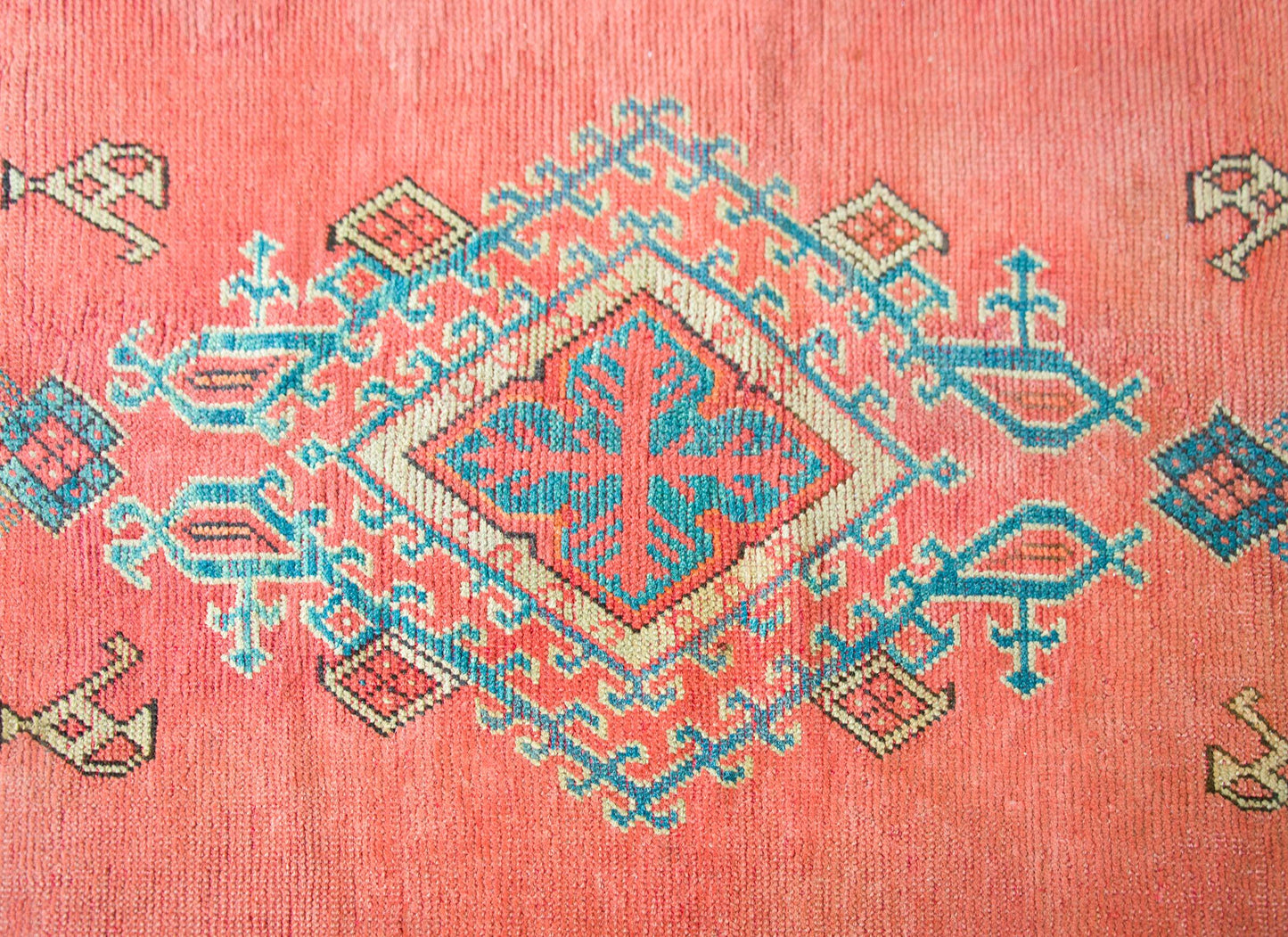 Early 20th Century Turkish Oushak Rug For Sale