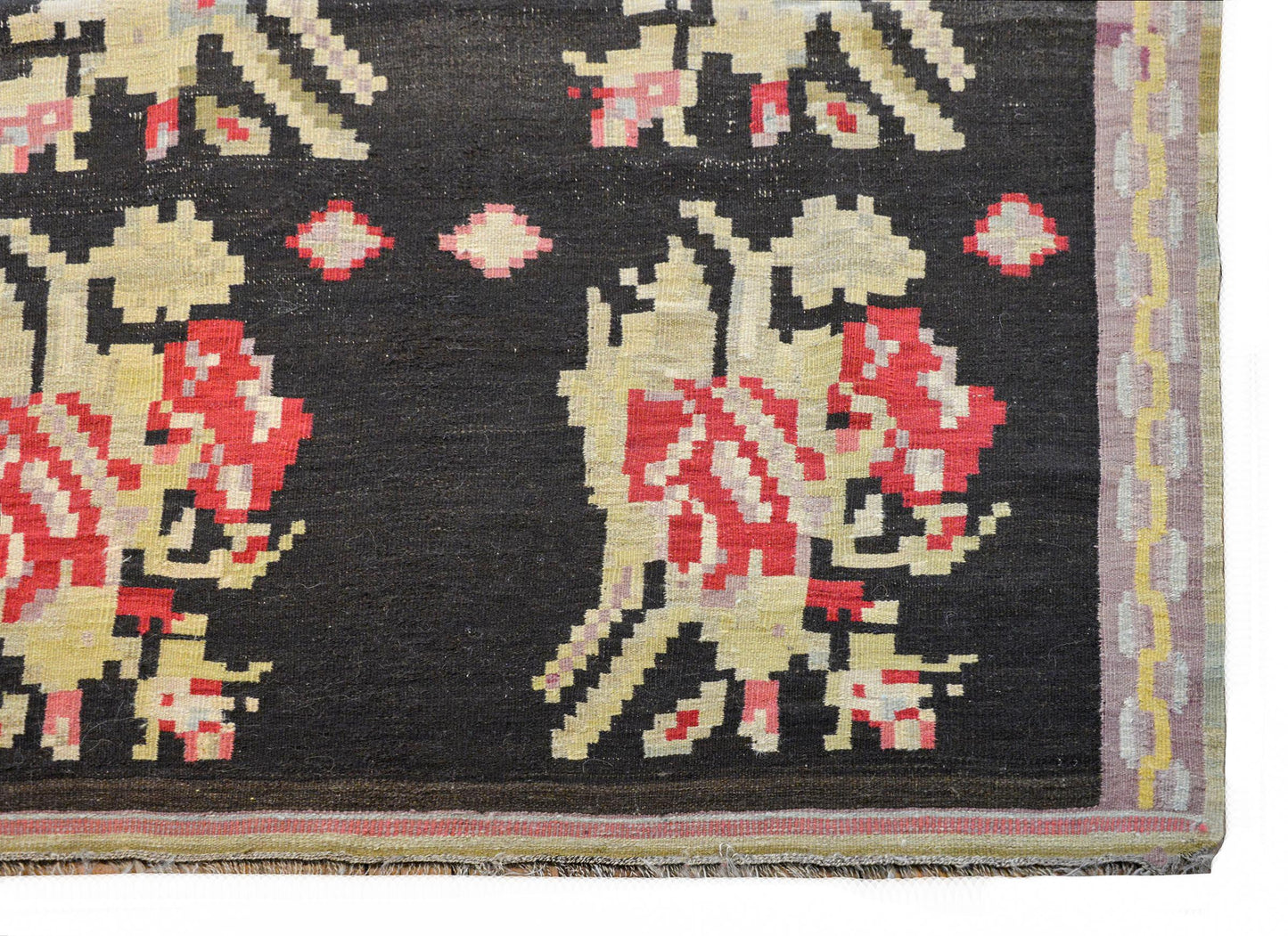 Early 20th Century Bessarabian Kilim For Sale