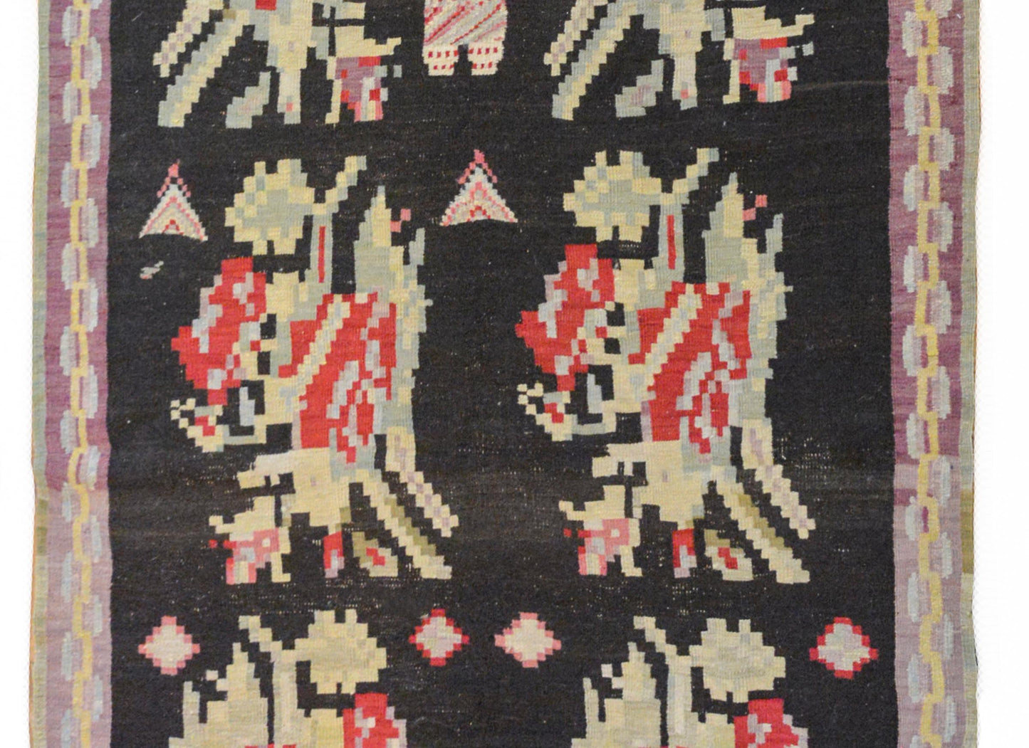 Early 20th Century Bessarabian Kilim For Sale