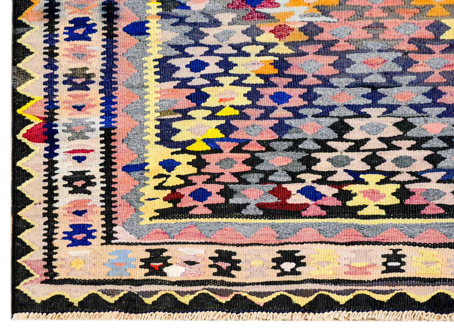 Early 20th Century Qazvin Kilim Rug For Sale