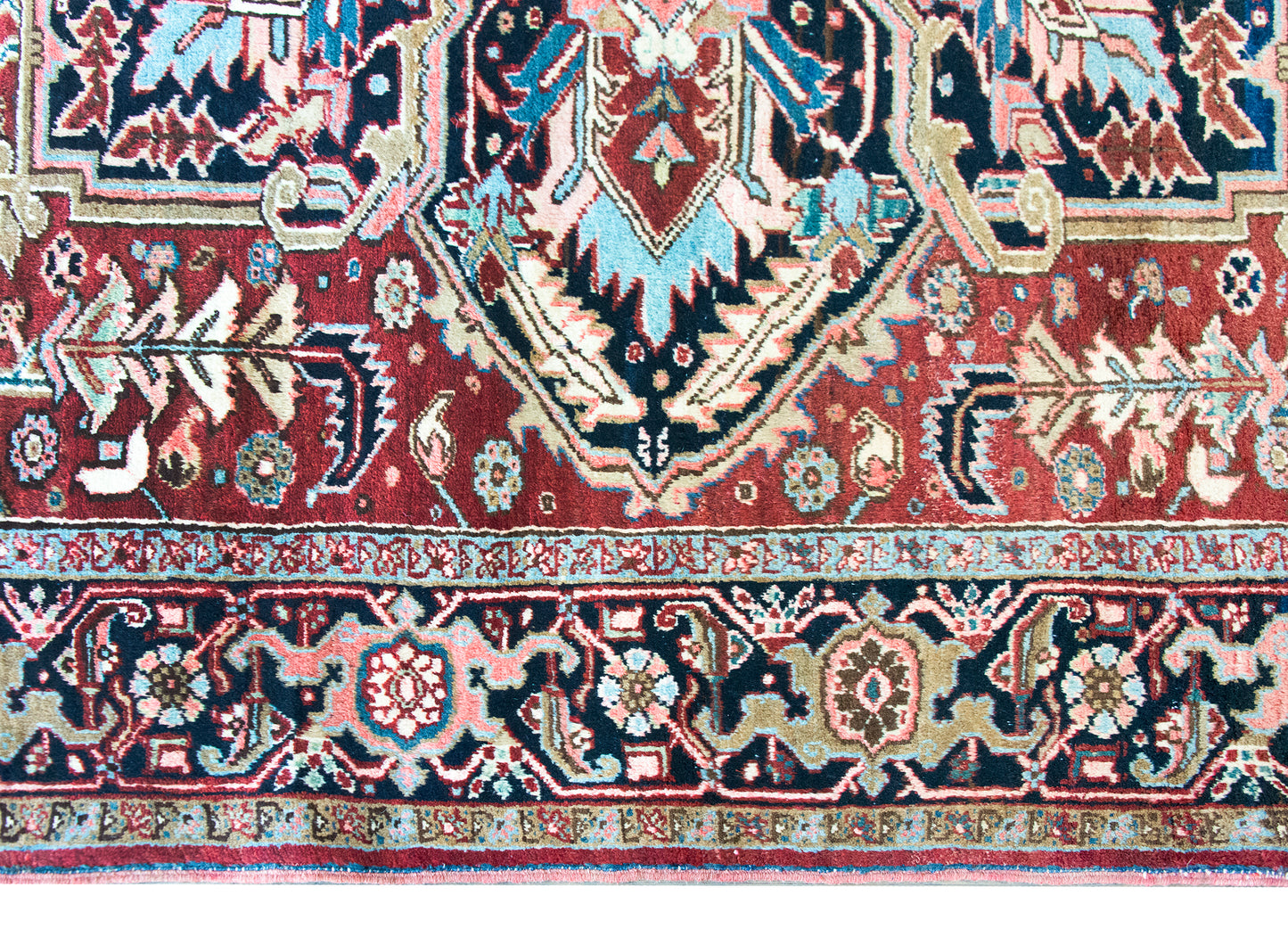 Mid 20th Century Persian Heriz Rug For Sale