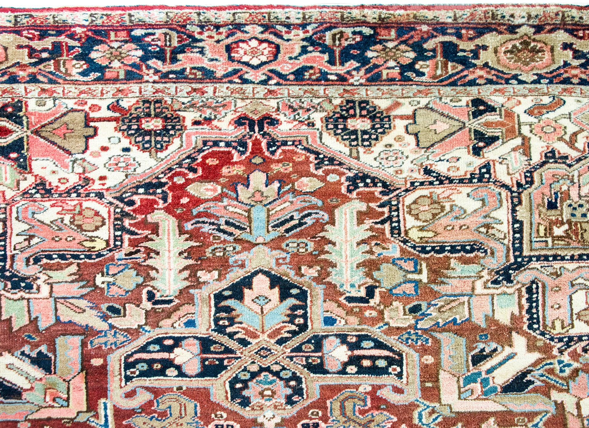 Mid 20th Century Persian Heriz Rug For Sale
