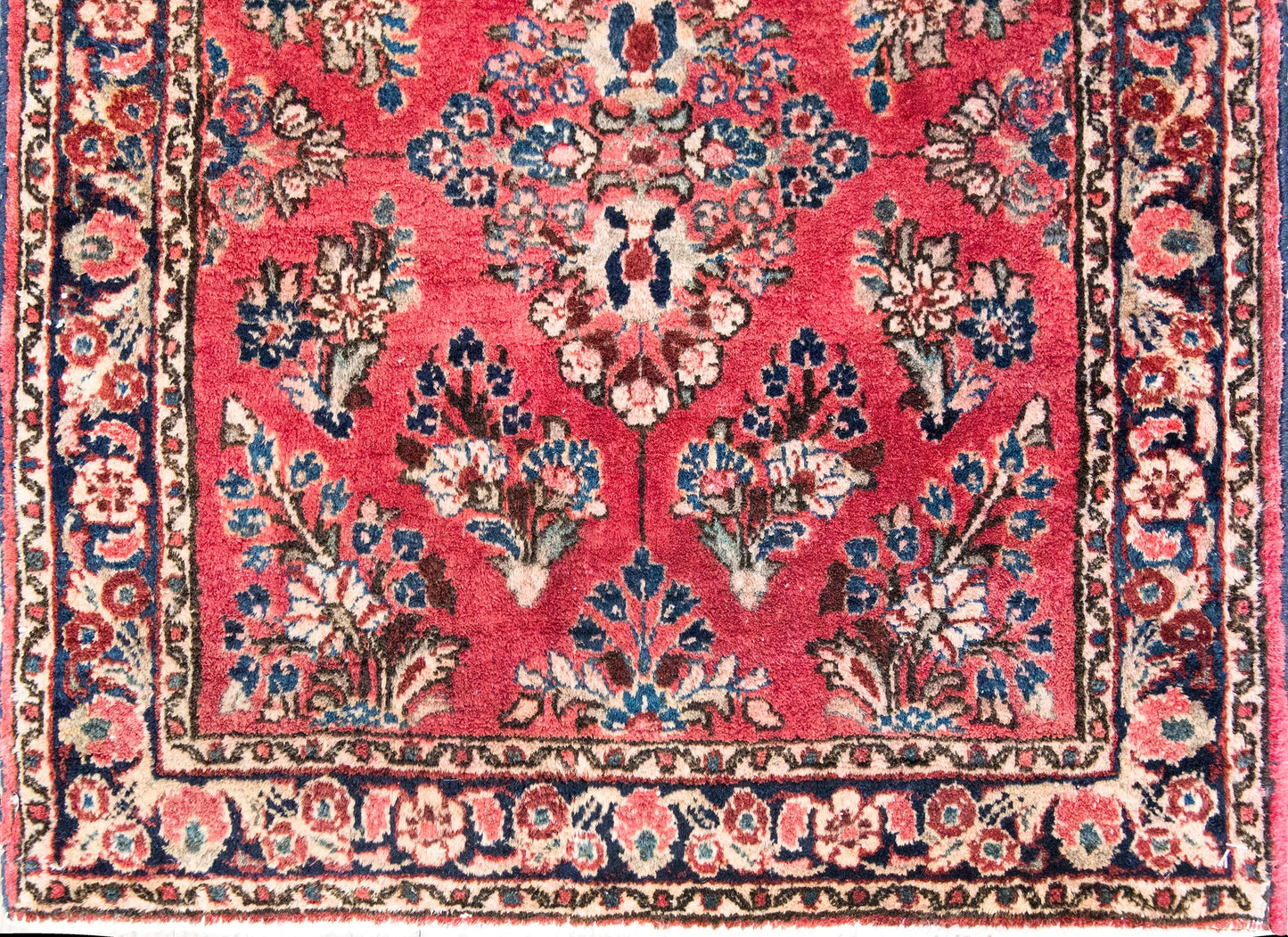 Early 20th Century Persian Sarouk Rug