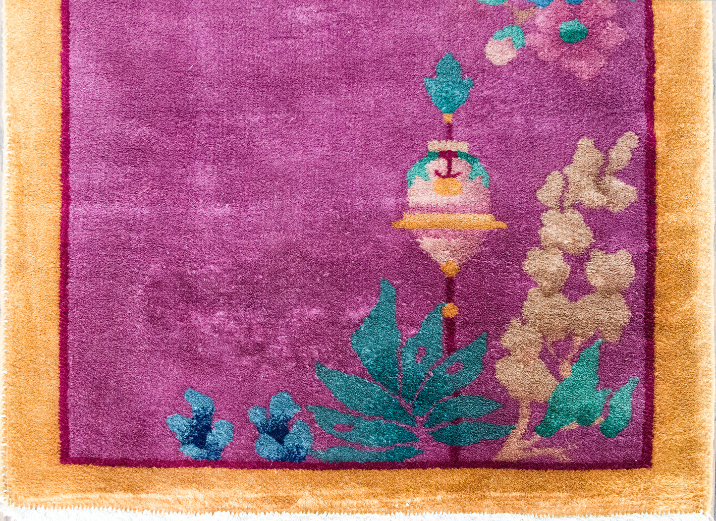 Early 20th Century Chinese Art Deco Rug For Sale