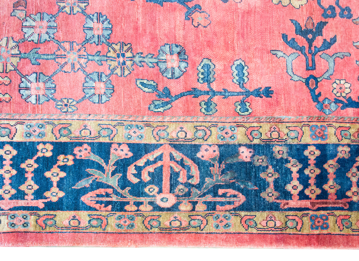 Early 20th Century Persian Sarouk Mahal Rug For Sale