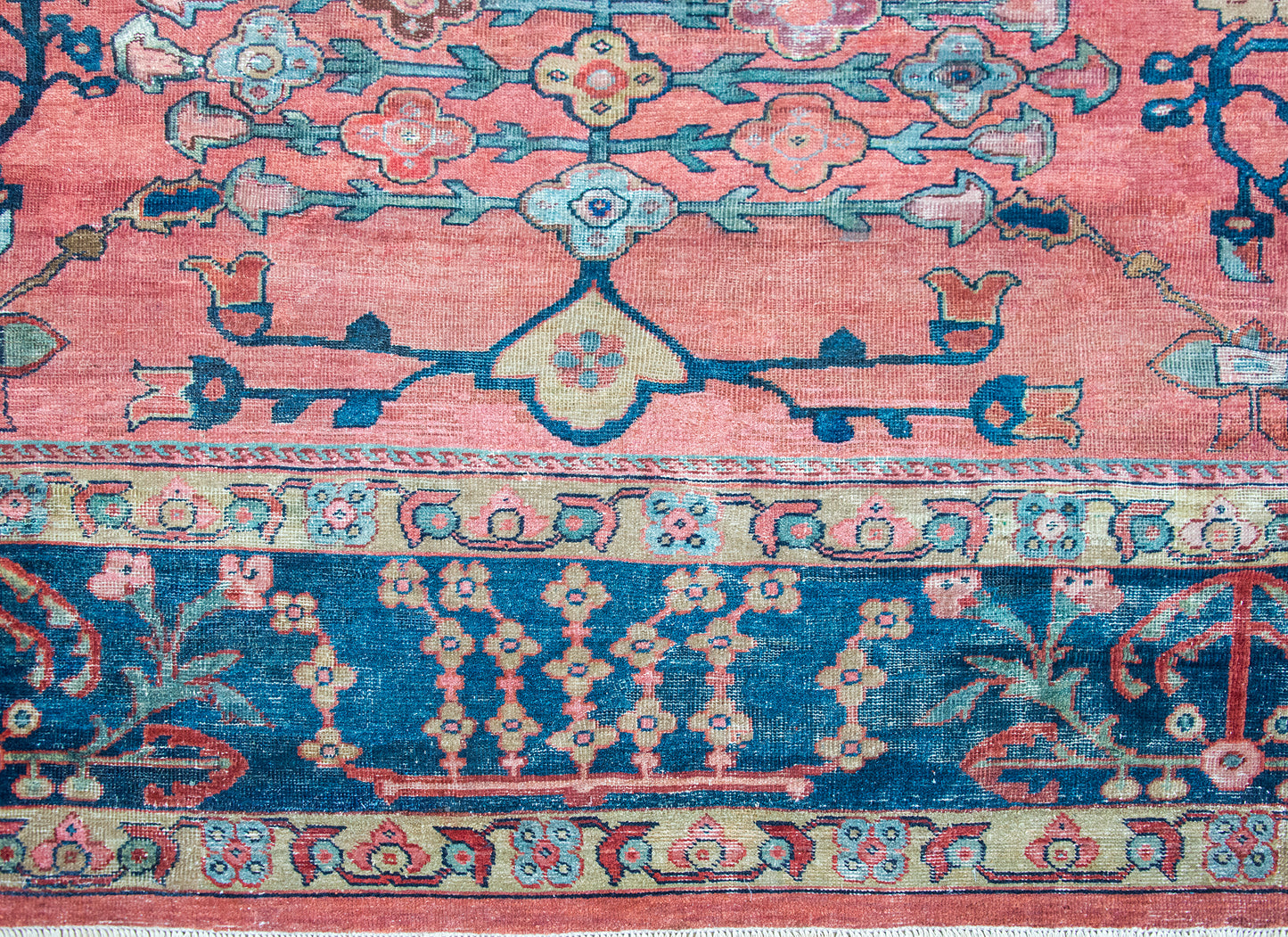Early 20th Century Persian Sarouk Mahal Rug For Sale