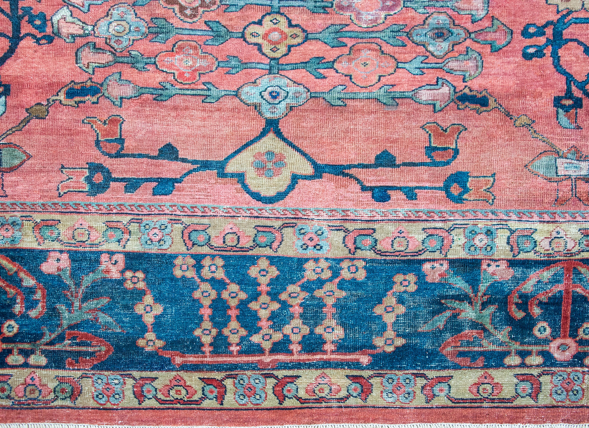 Early 20th Century Persian Sarouk Mahal Rug For Sale