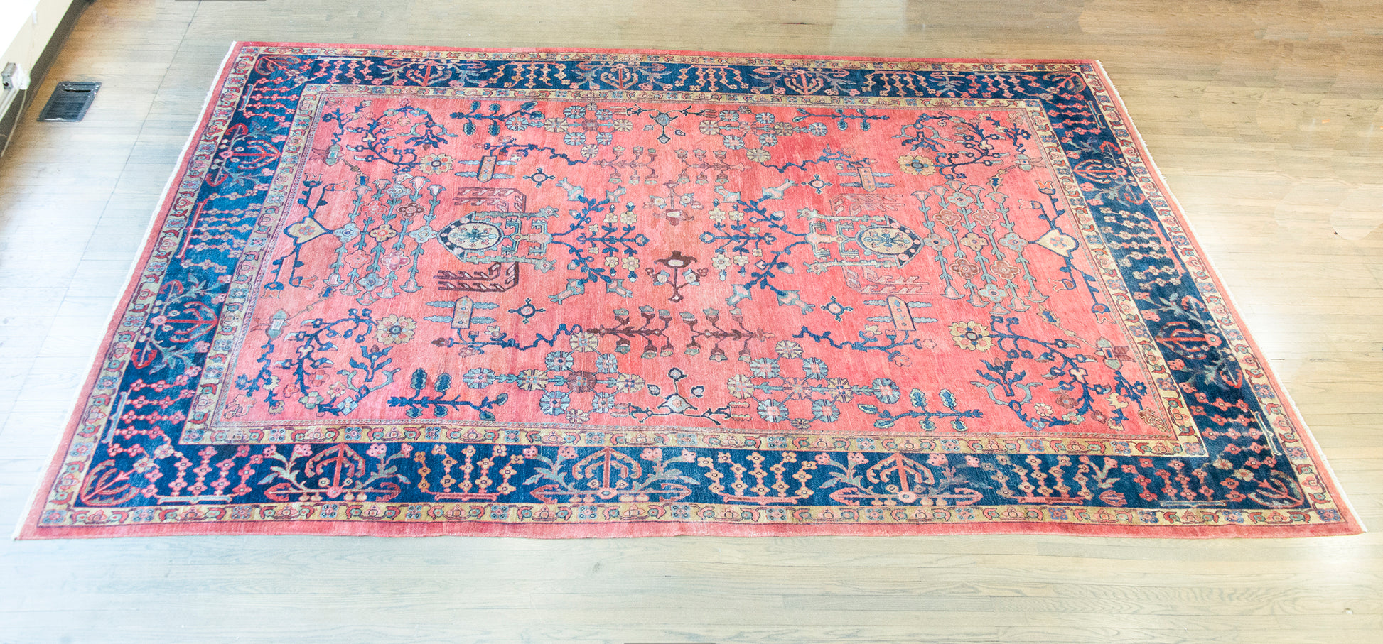 Early 20th Century Persian Sarouk Mahal Rug For Sale