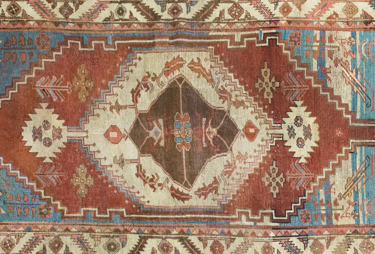Late 19th Century Bakshaish Rug