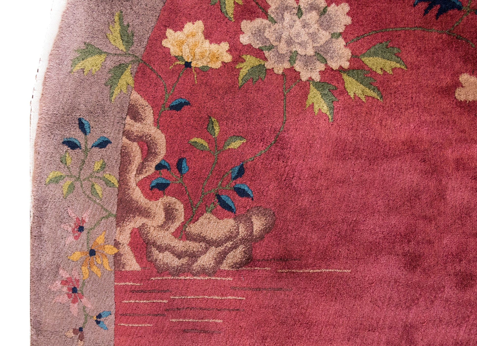 Early 20th Century Chinese Art Deco Rug For Sale