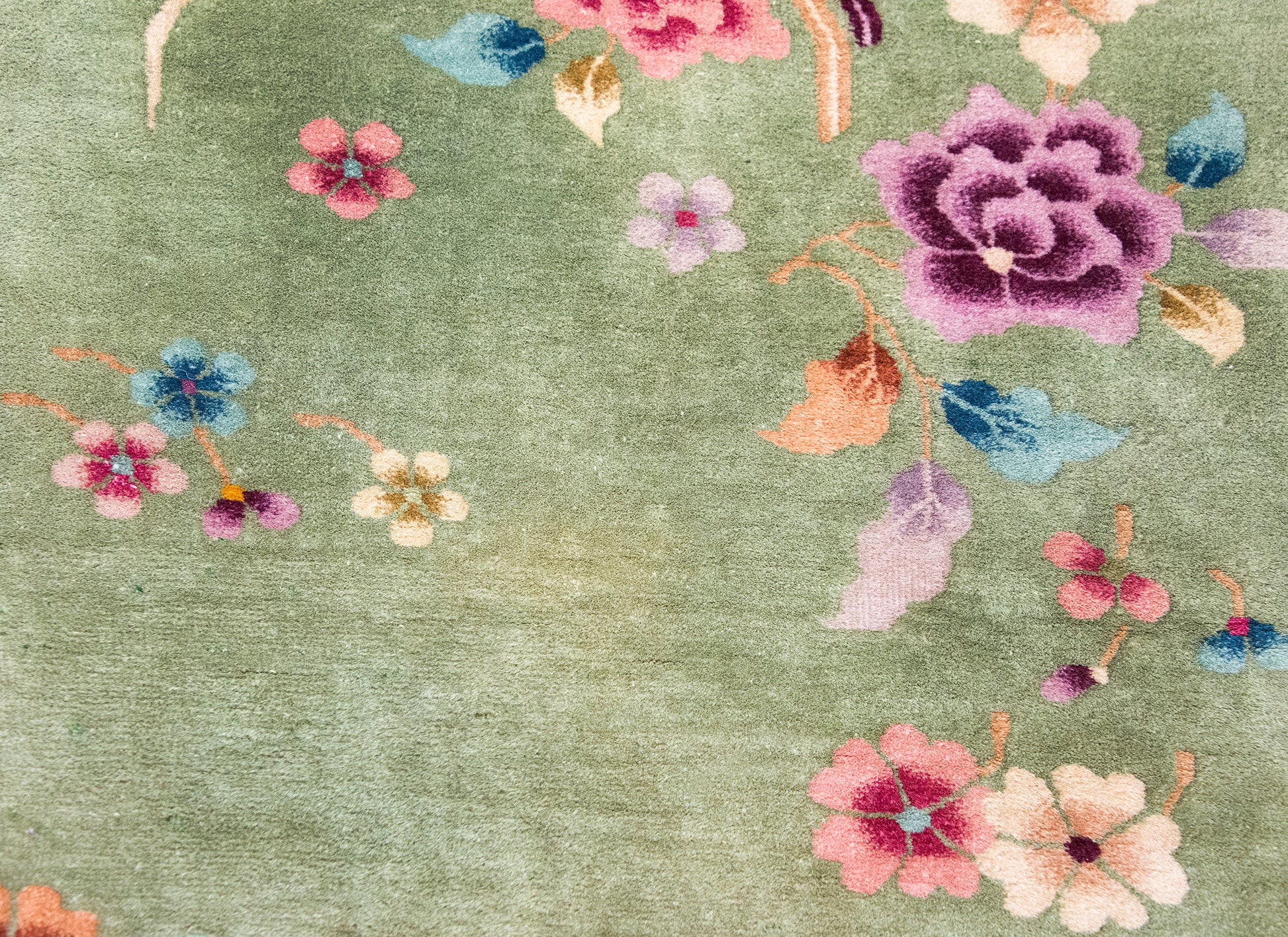 Mid 20th Century Chinese Art Deco Rug For Sale