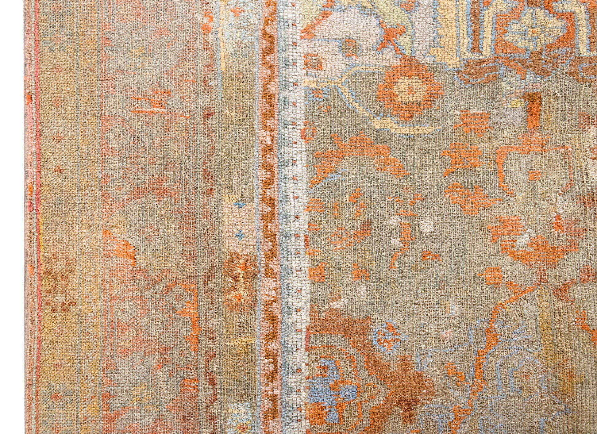Early 20th Century Turkish Oushak Rug For Sale