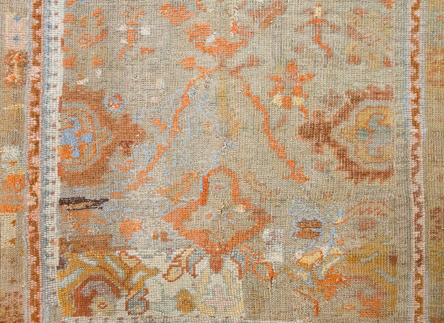 Early 20th Century Turkish Oushak Rug For Sale