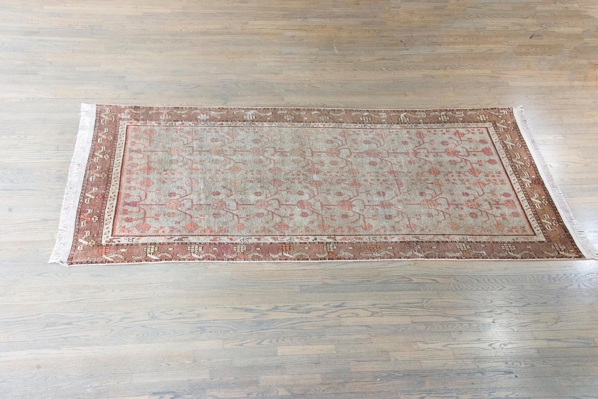 Early 20th Century Central Asian Khotan Rug For Sale