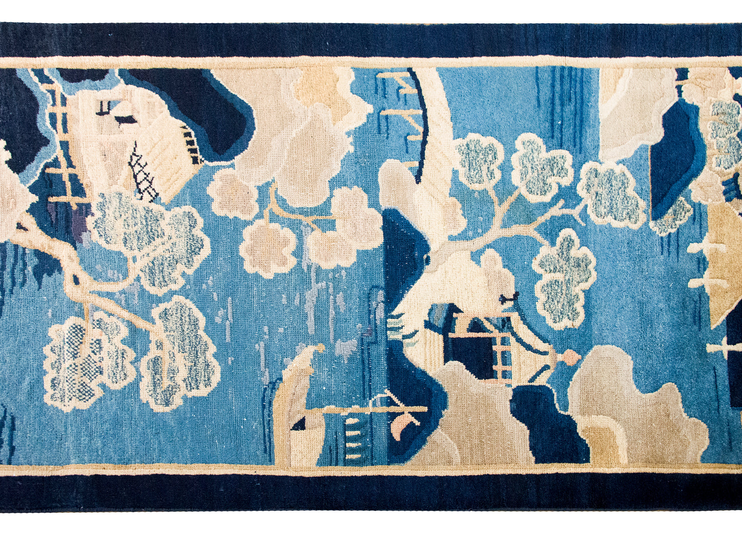 Early 20th Century Chinese Art Deco Chris Rug For Sale
