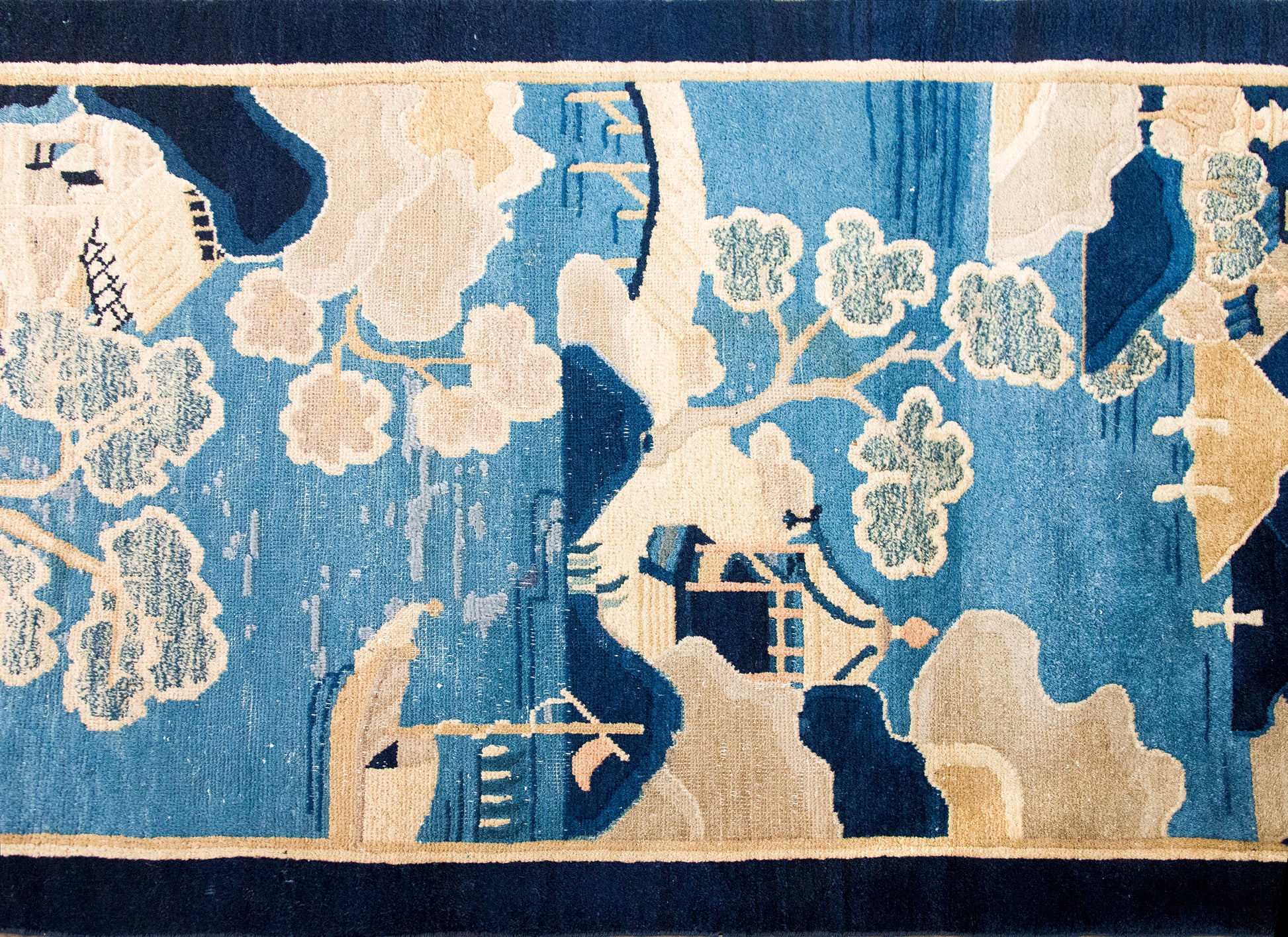 Early 20th Century Chinese Art Deco Chris Rug For Sale