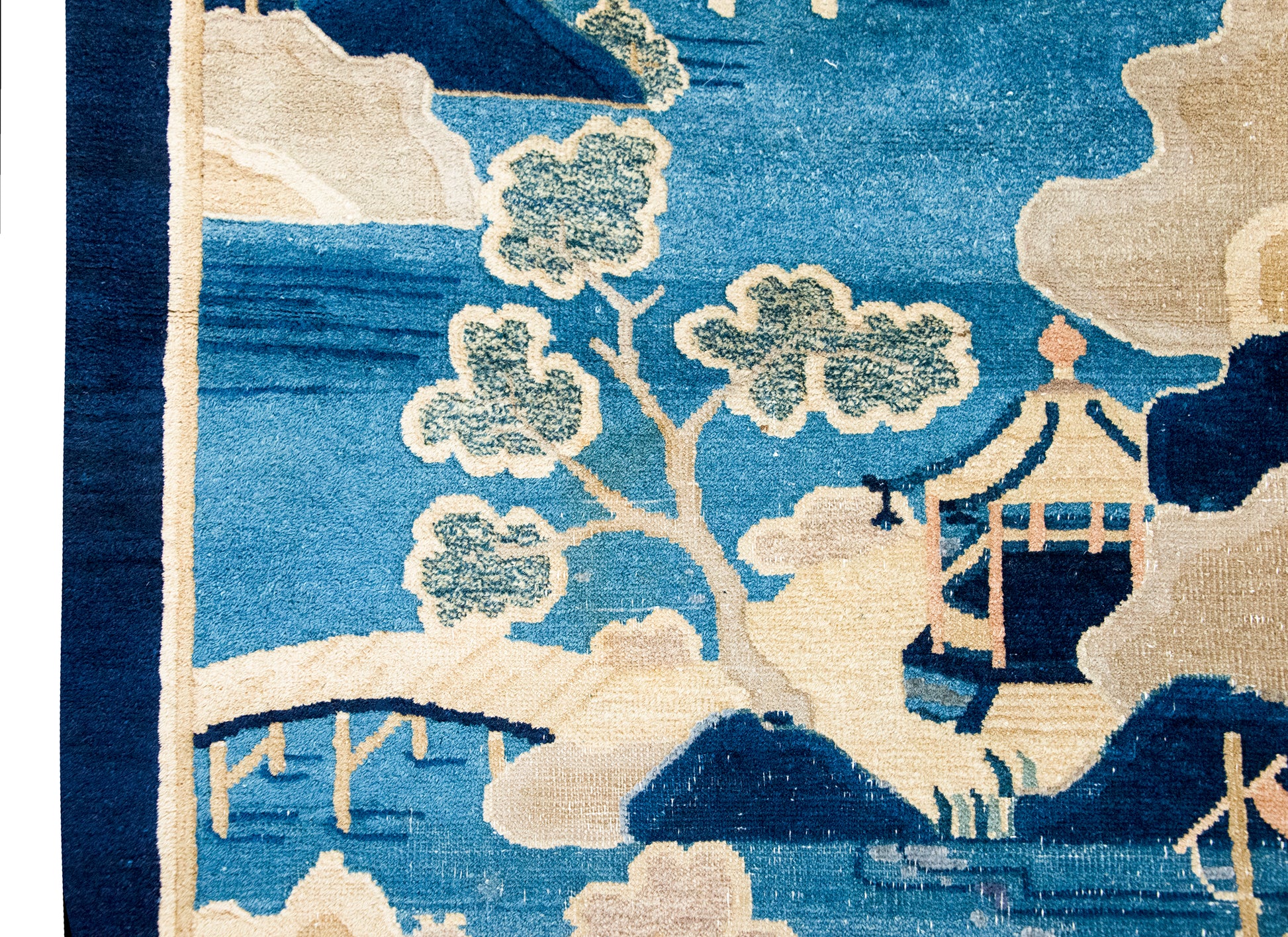 Early 20th Century Chinese Art Deco Chris Rug For Sale